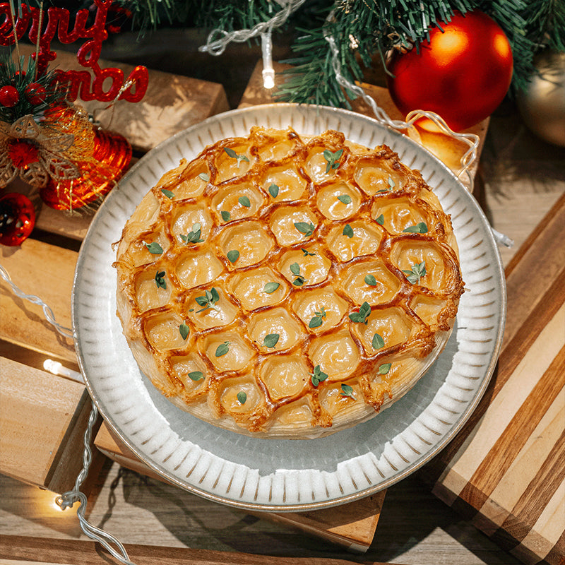 Comfort Chicken Spinach & Turkey Stuffing Pie (whole)